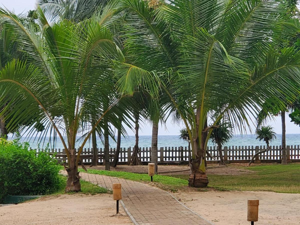 Beach Front Paradise Nilaveli Extérieur photo