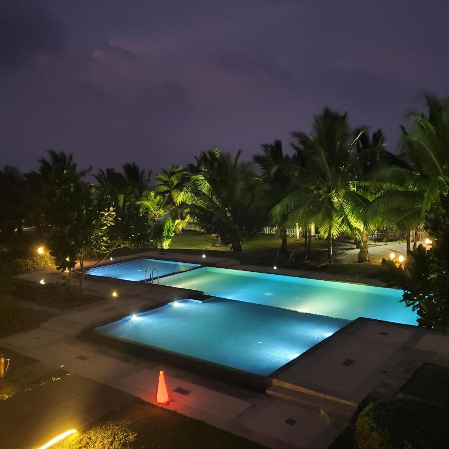 Beach Front Paradise Nilaveli Extérieur photo